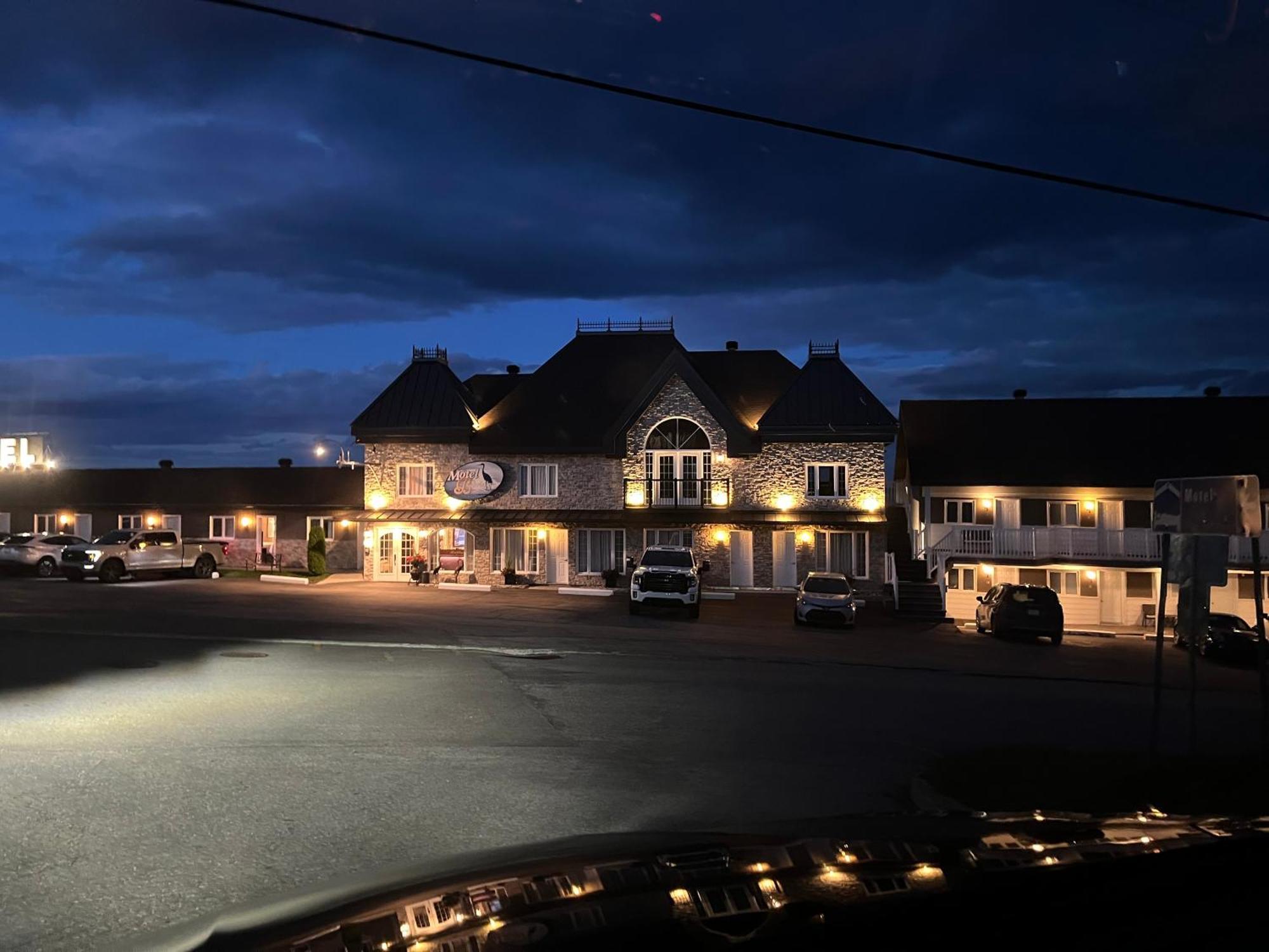 Motel Vue Belvédère Saint-Siméon Exterior foto