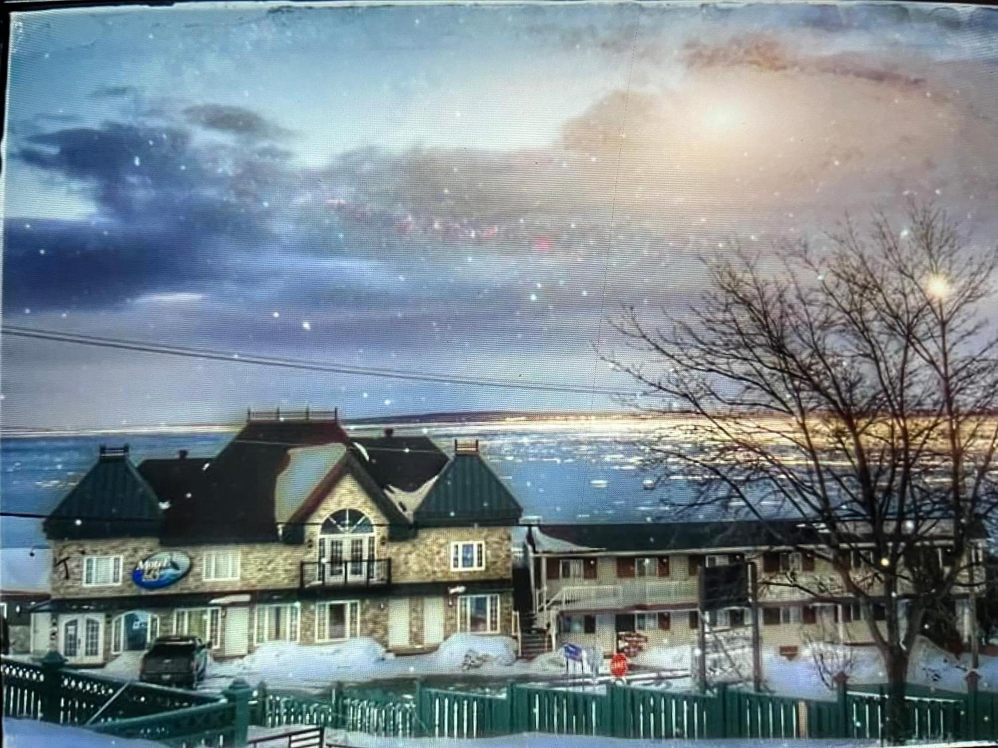 Motel Vue Belvédère Saint-Siméon Exterior foto