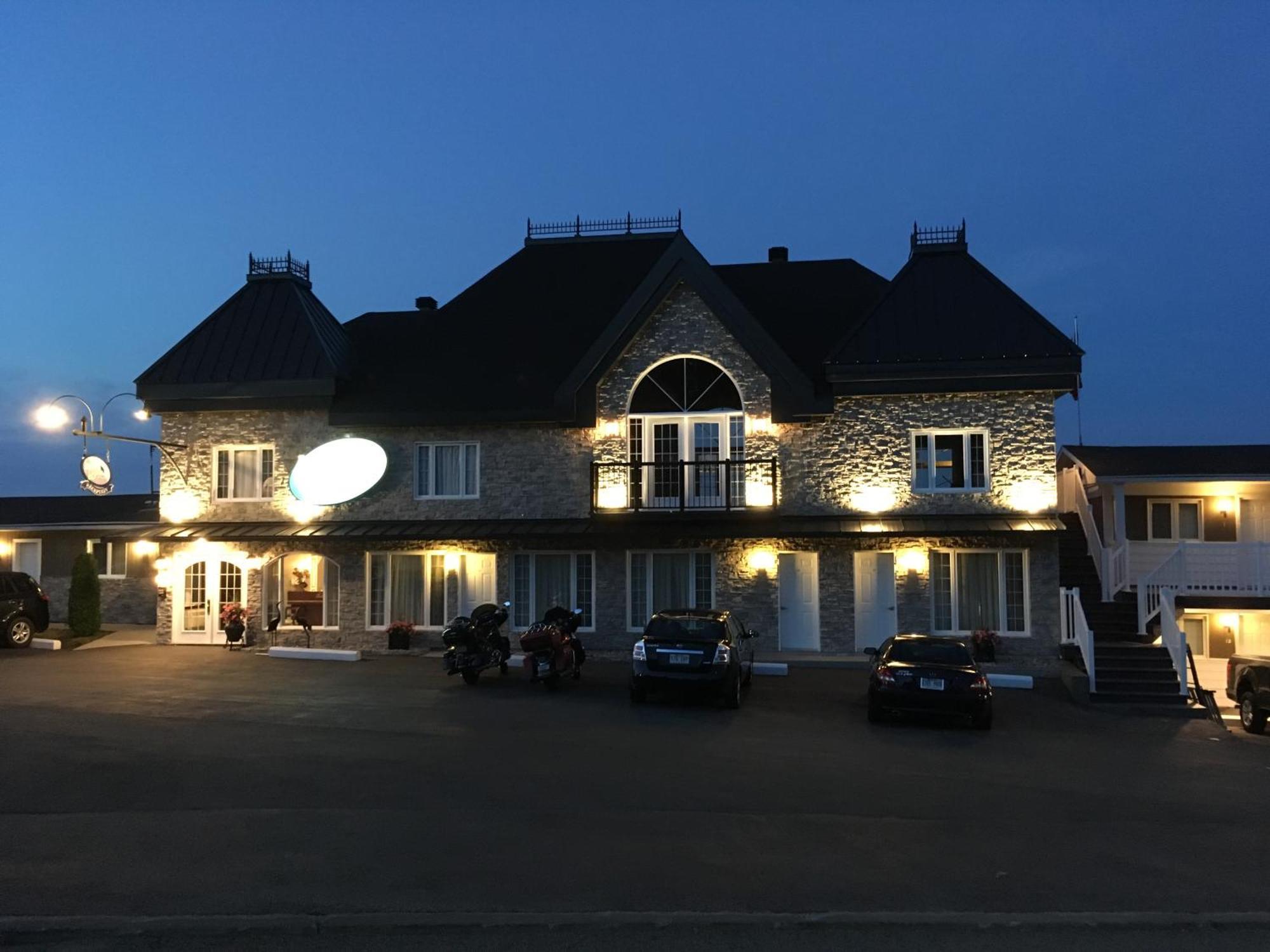 Motel Vue Belvédère Saint-Siméon Exterior foto